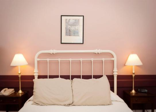 Frederick House Bed & Breakfast Стантън Стая снимка