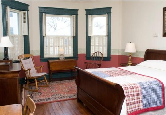 Frederick House Bed & Breakfast Стантън Екстериор снимка